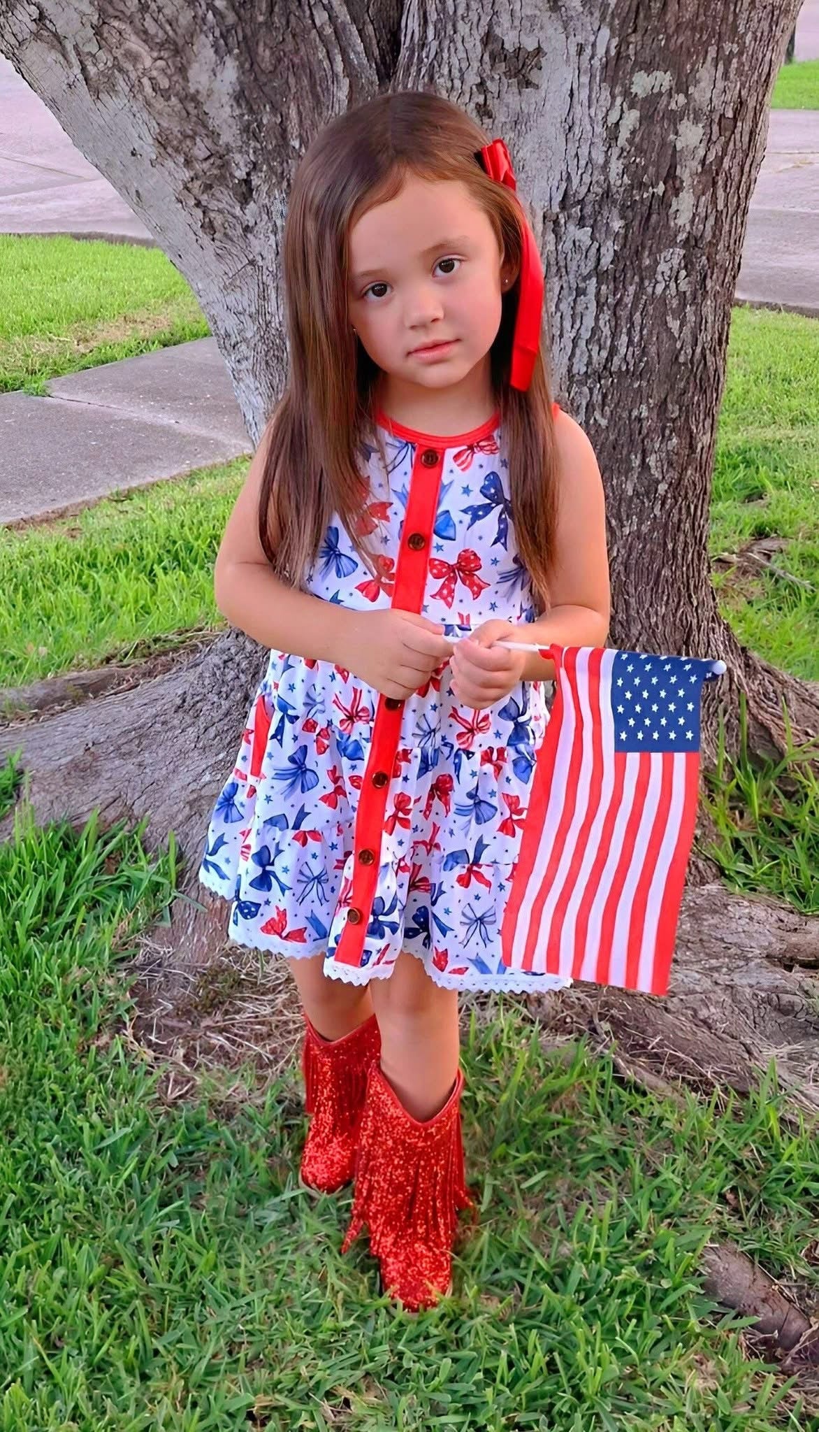 PATRIOTIC BOWS Tiered Lace Pocket Dress