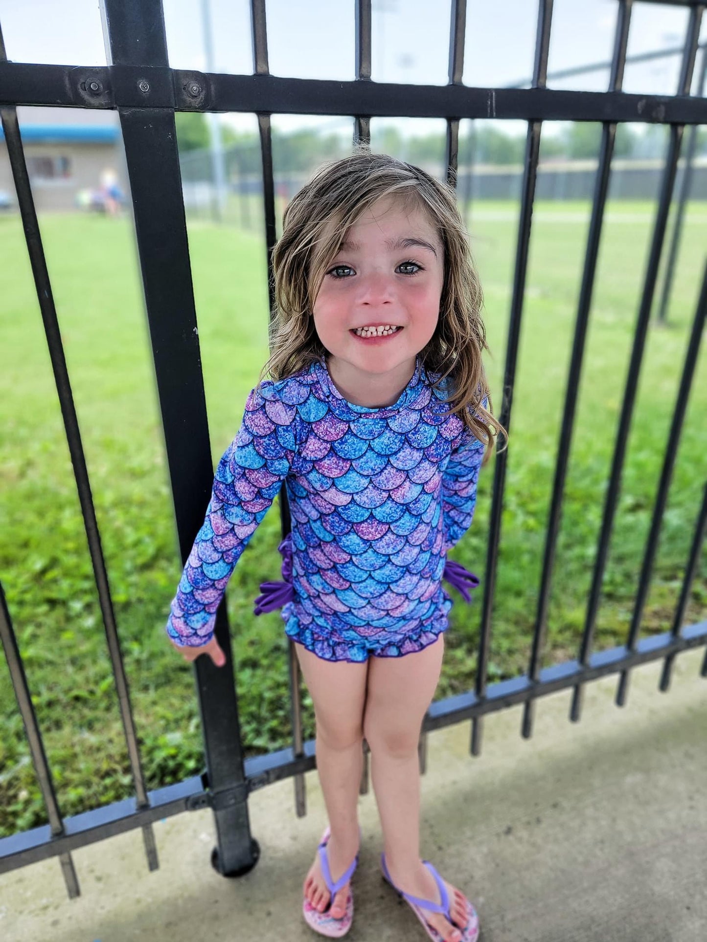 Long Sleeve Mermaid Scales 1 Pc Rash Guard Swimsuit