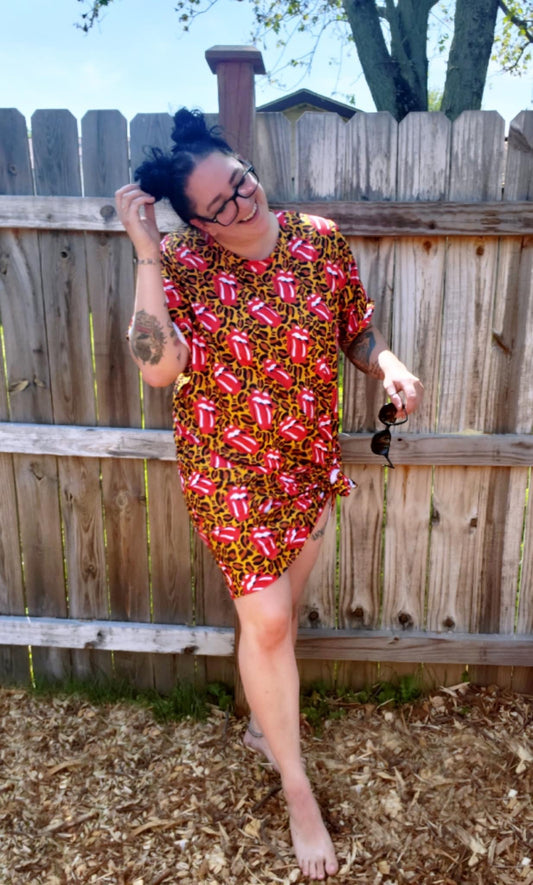 Mommy Leopard Rock T Shirt Dress