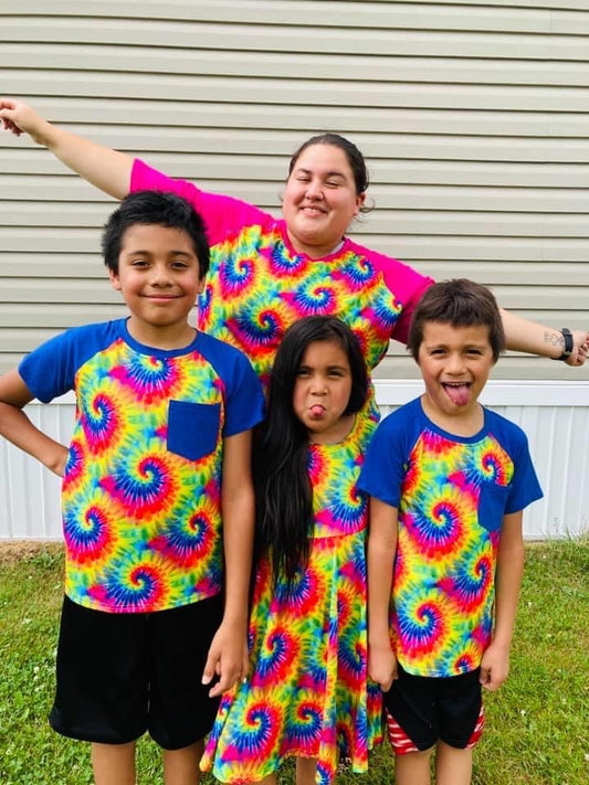 Tie Dye Mommy Raglan (Size Down)