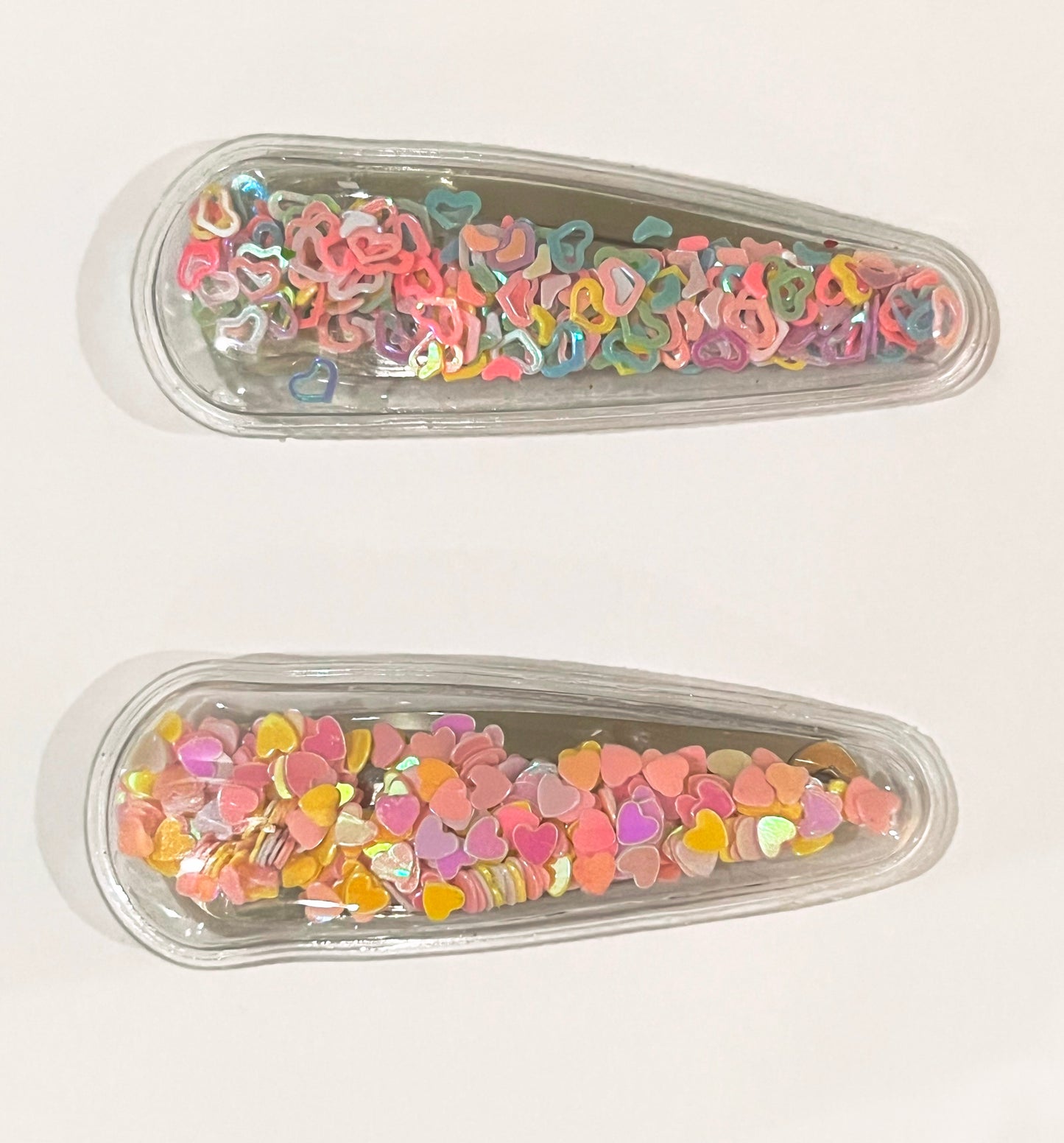 Single Hearts Shaker Clip