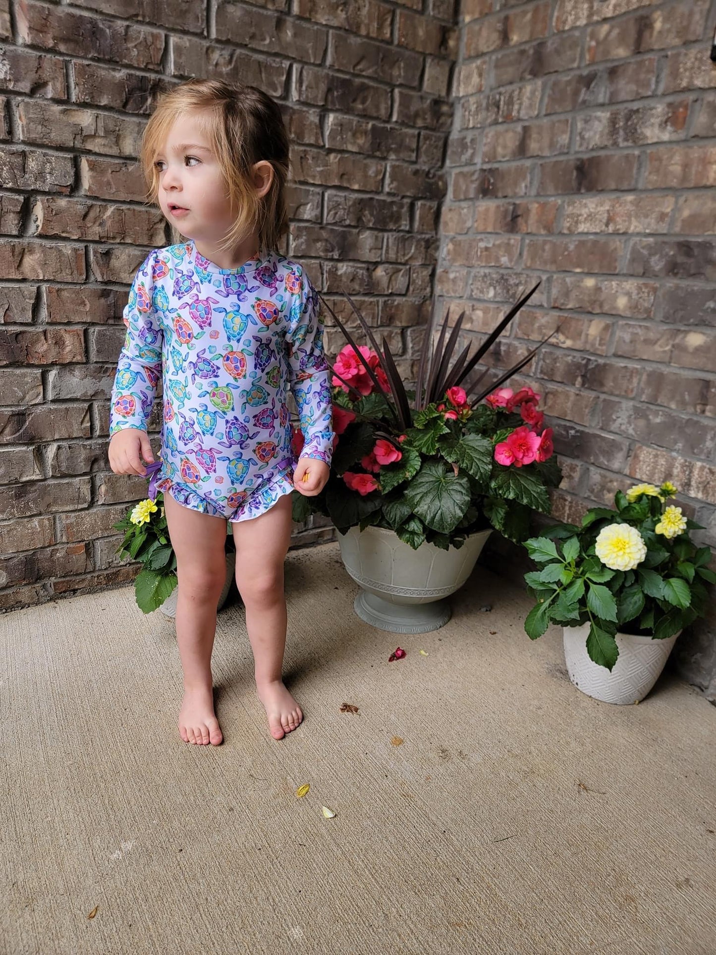 Long Sleeve Sea Turtles 1 Pc Rash Guard Swimsuit