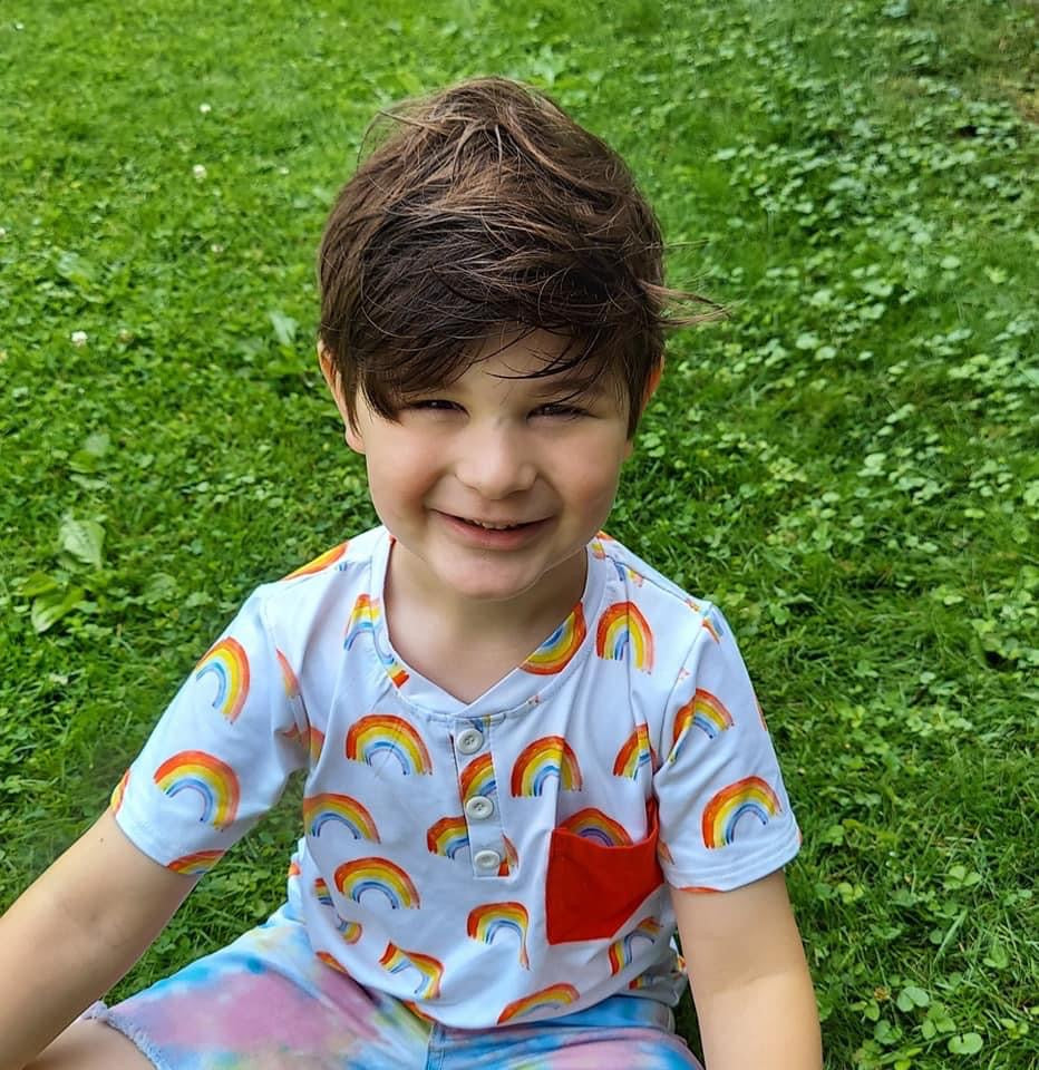 Traditional Rainbow Henley Red Pocket