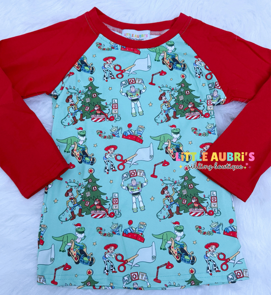 FESTIVE TOYS Raglan